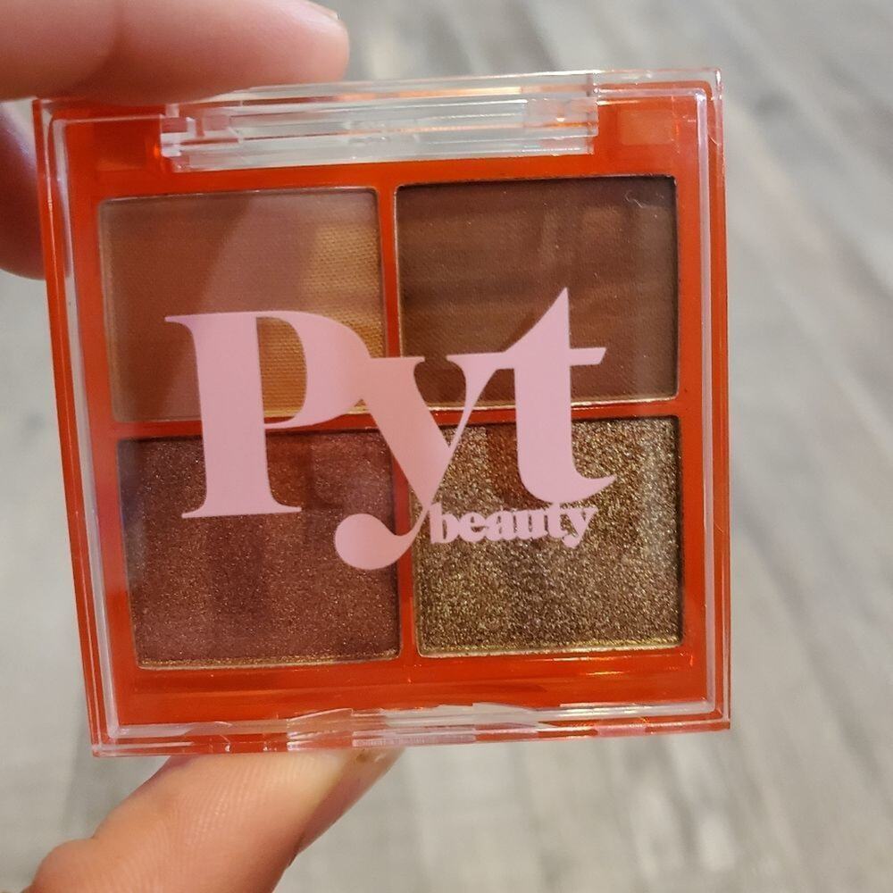 Pyt beauty warm lit nude mini eyeshadow palette